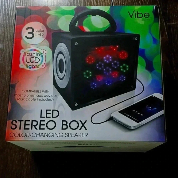 Nwt..LED STEREO BOX..CONNECT TO ANY CELL PHONE..ETC..3 COLORS LED - Picture 1 of 5